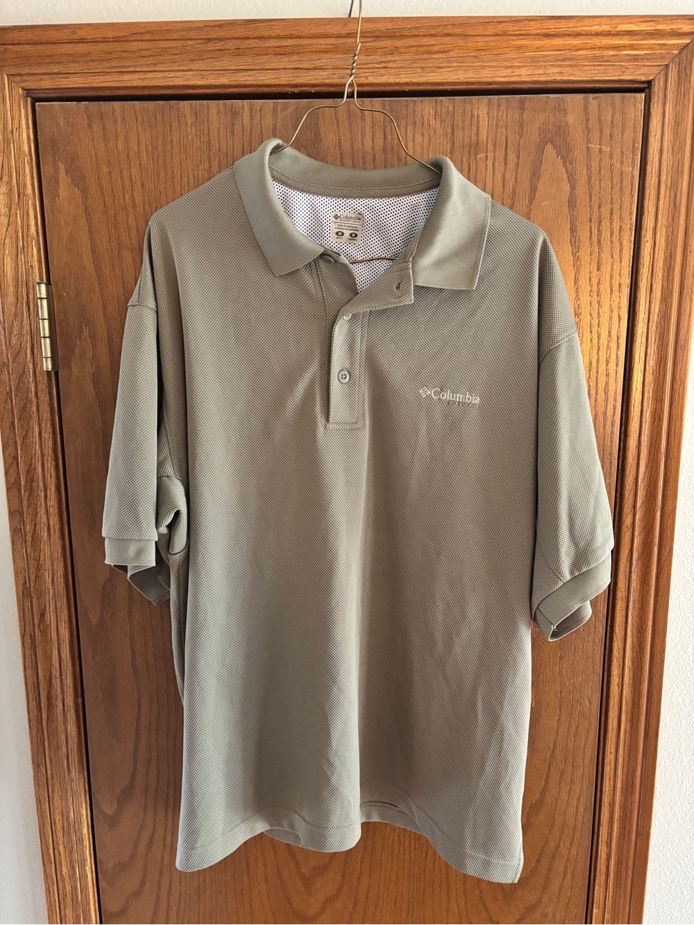 Columbia Men's Short Sleeve Polo in Olive Green